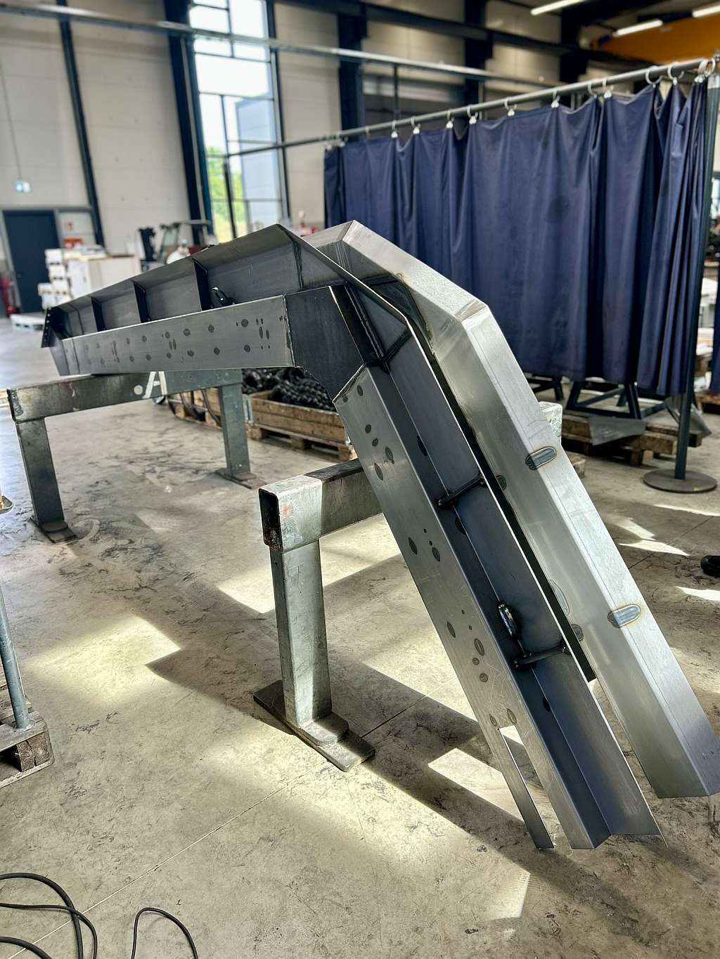 Geschweißte Baugruppen des neuen Späneförderers aus Eigenfertigung